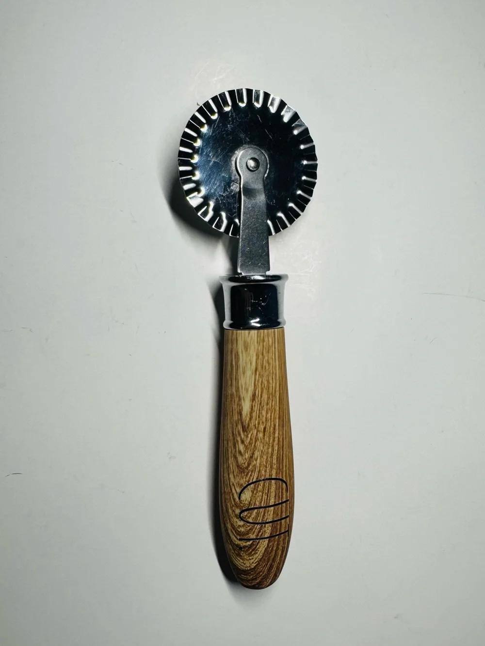 Rae Dunn Utensils “CUT” Pasta Wheel Cutting Wheel Dough Cutter Wood Handle